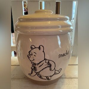 Rae Dunn Disney Artisan Winnie the Pooh Snacks Jar